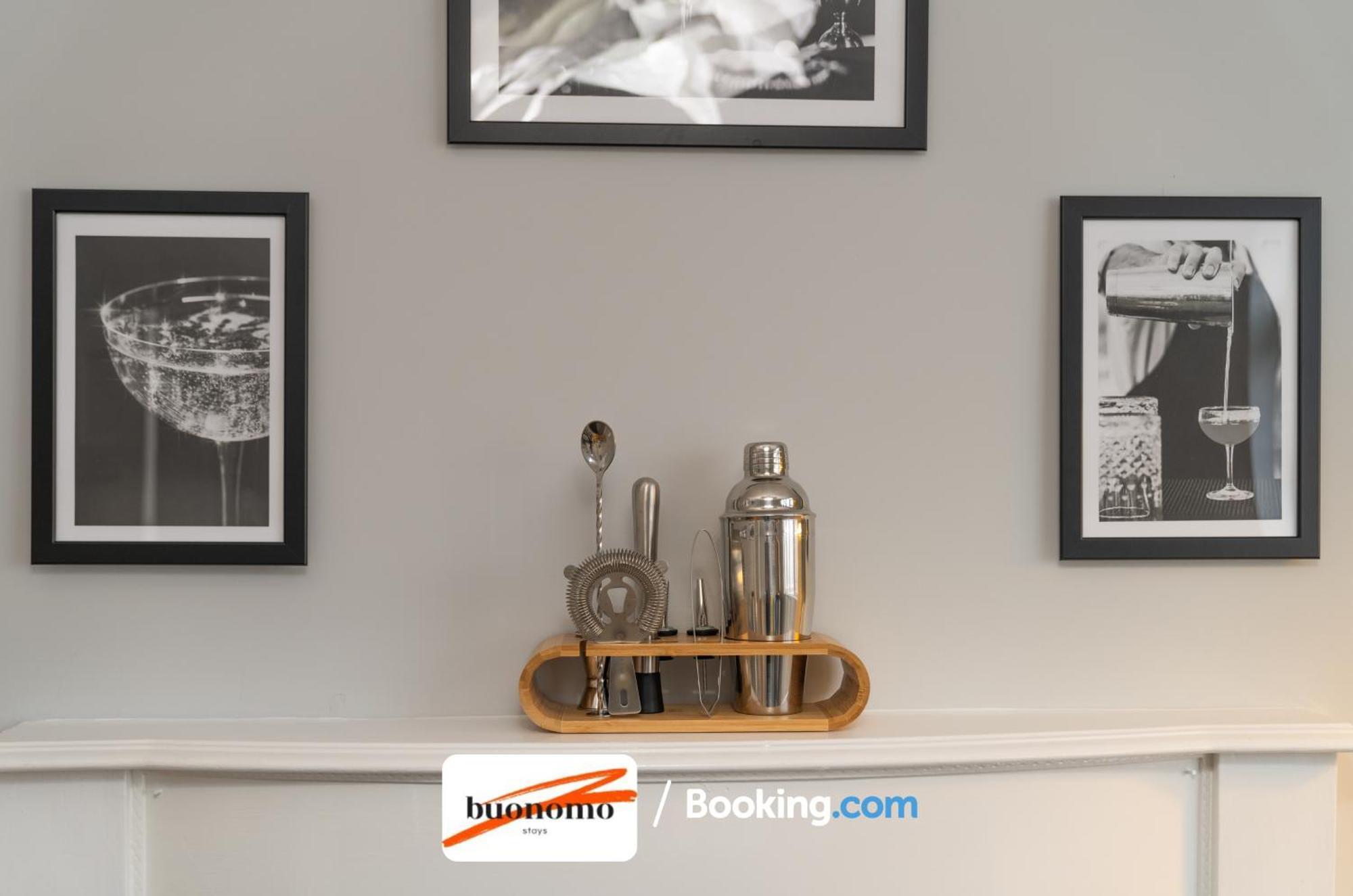 Two Bedroom Apartment By Buonomo Stays Short Lets & Serviced Accommodation With Balcony لندن المظهر الخارجي الصورة